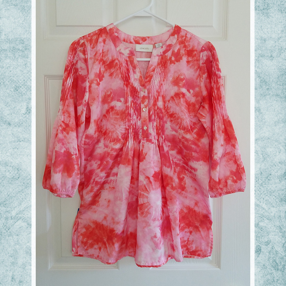 Chico's 3/4 Sleeve Split Neck w/Pleated Detail